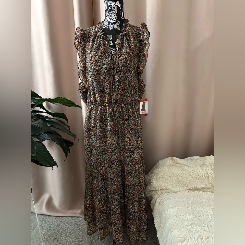 Black floral BB Dakota by Steve Madden Dress